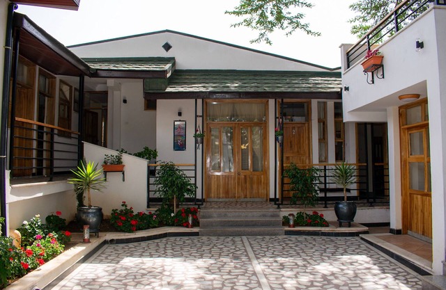 Choice Guest House No. 2