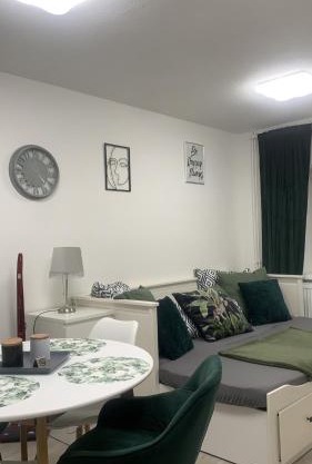 CHRIS Apartment