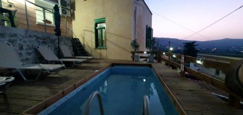 Chrisi Traditional House