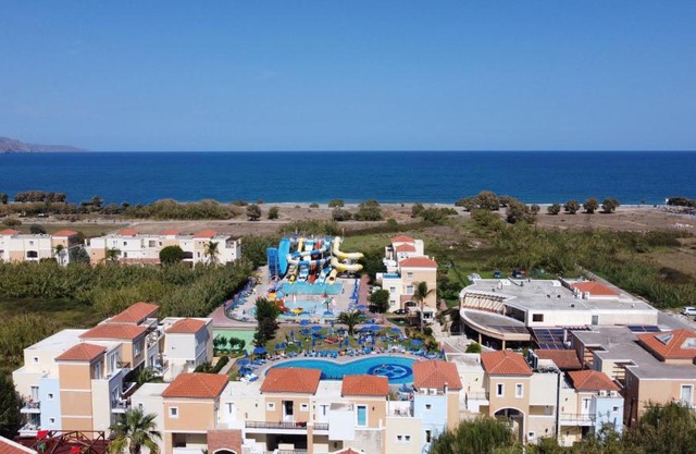 Chrispy Waterpark Resort - All inclusive