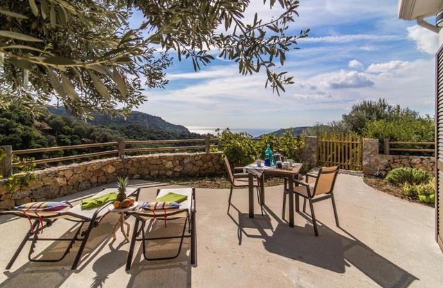 Christos Place-Anidri