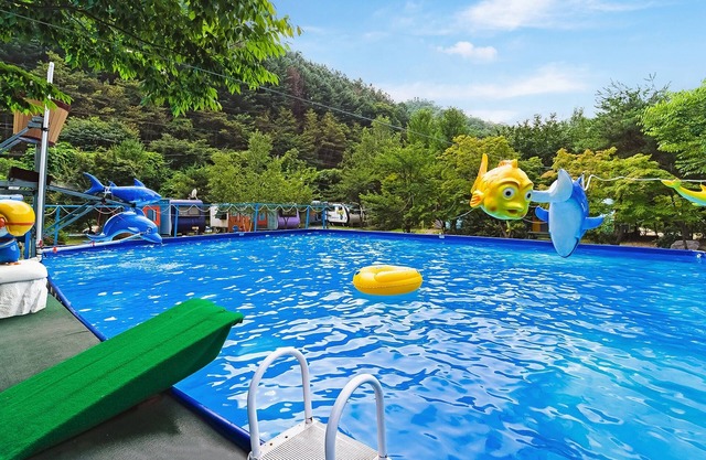 Chuncheon Free People's Caravan Pension