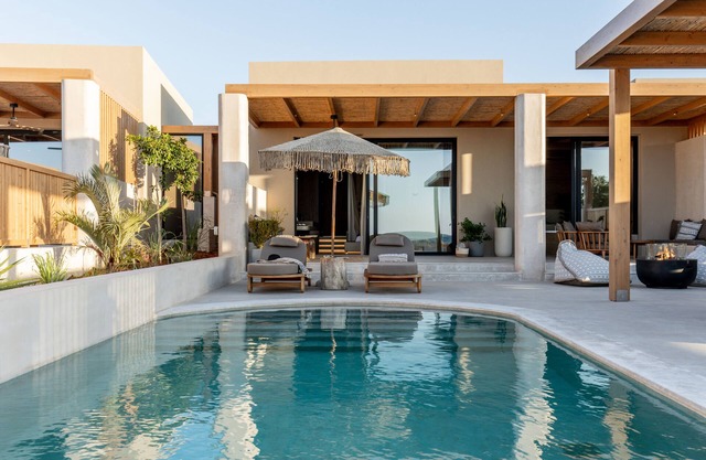 Cicada Suites & Villas
