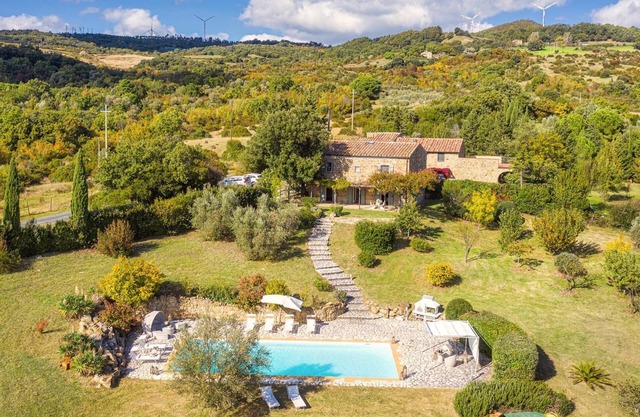 Cinque Cipressi 8, Emma Villas
