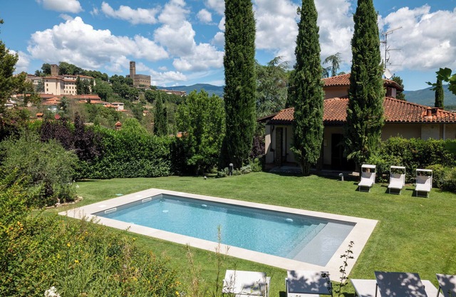 Cipressino Villa Tuscany, piscina cerca del centro histórico