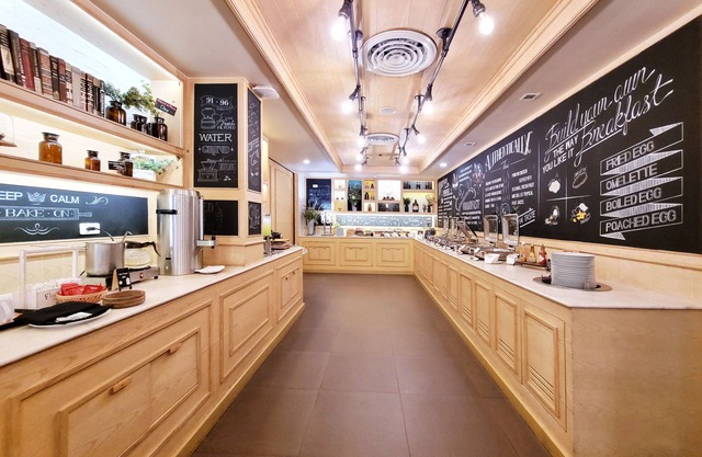Citrus Sukhumvit 11 Bangkok by Compass Hospitality