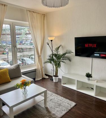 City Apartment 5 min A46 - Parkplatz,Wifi,Netflix,Self check-in