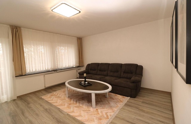 Apartamento urbano con balcón