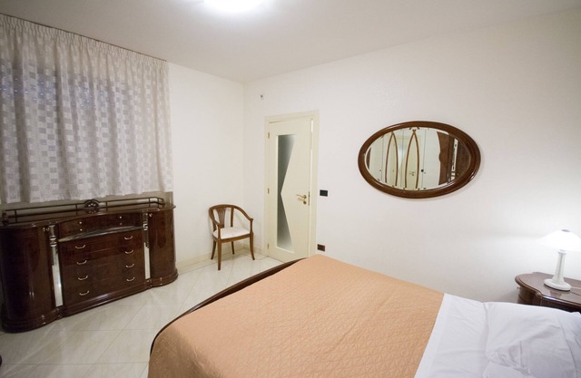 Centro de la ciudad n. Dos. Apartamento nuevo en la zona central.