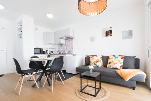 City Chic Apartment between Paris & Disneyland