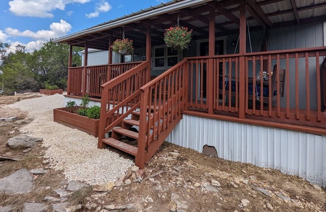 City Escapes Cabins, Daisy Cabin