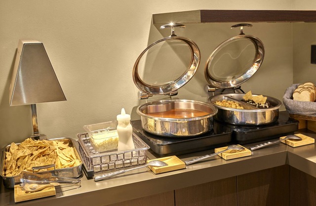 City Express Suites by Marriott Cabo San Lucas
