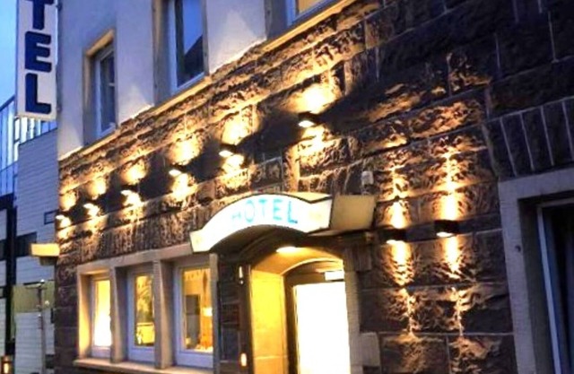 City Hotel