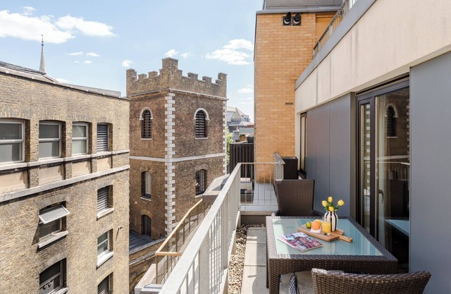 City of London | Executive Studio with Terrace