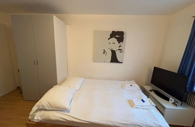 City-studio - Crown 31