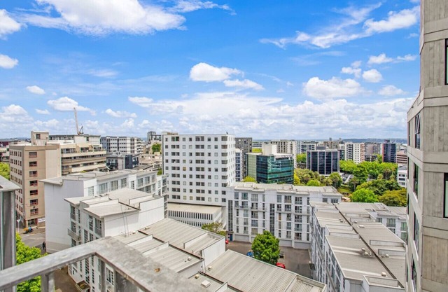 City Verve 2BR Apt with City Views and Wi-Fi