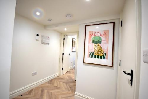 CITYeSCAPE - 2BR Top Floor Penthouse NQ
