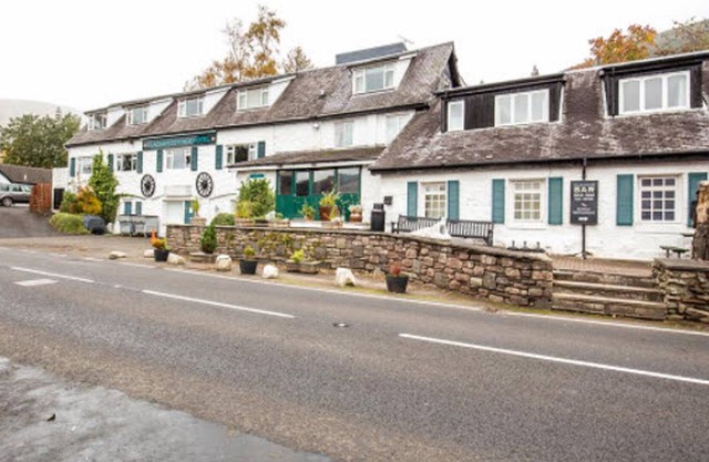 Clachan Cottage Hotel