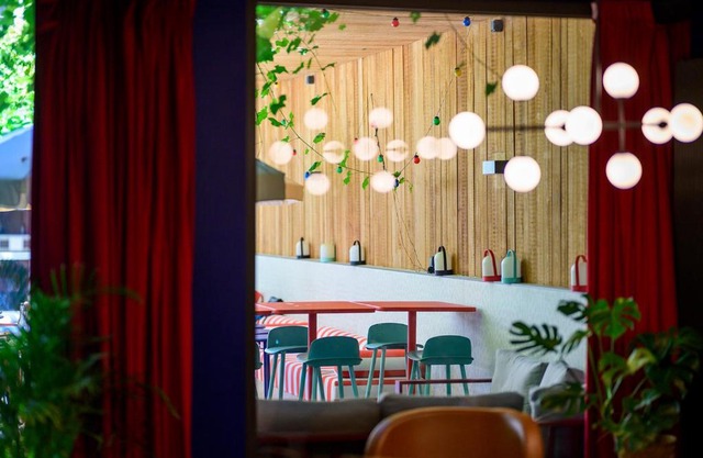 ClapClap Hôtel, Food & Bar