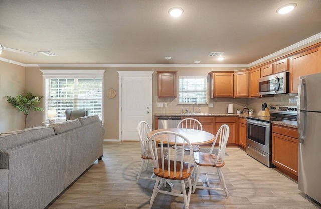 Claremore Cozy Cottage - Near Downtown