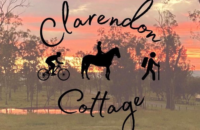Clarendon Cottage, near Lowood , Fernvale, right on the BVRT