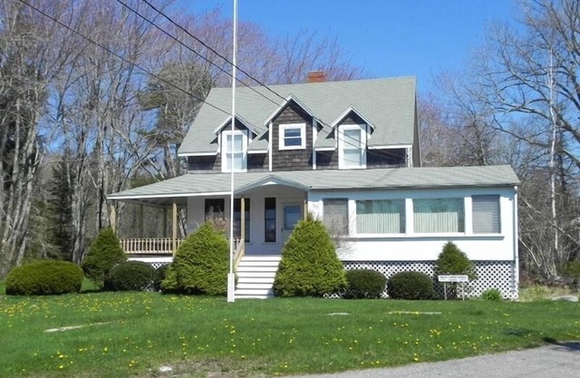 Clasic costa de Maine Cottage
