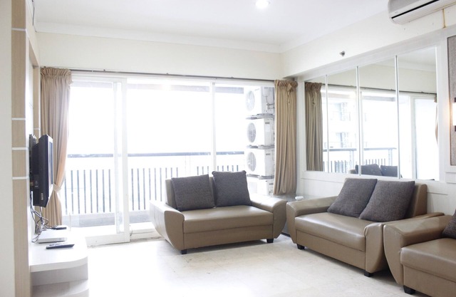 Classic 3BR At Braga City Walk Apartment