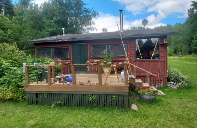 Classic Rustic 2-bedroom secluded cabin on Devil Track Lake - Grand Marais