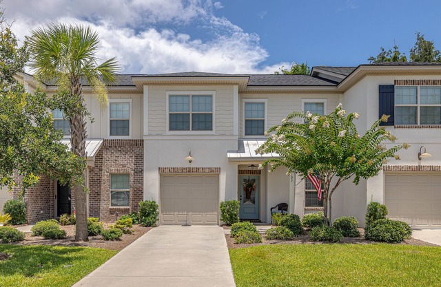 Classic Seaside Town Home with master on ground floor!
