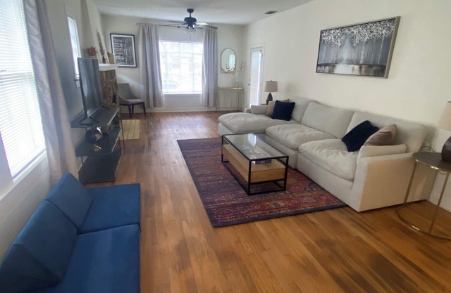 Classic Updated UT/Hancock Home - Minutes from Campus & Downtown