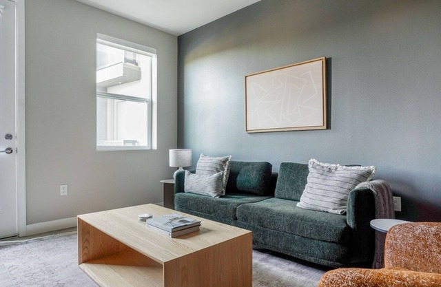 Classic Walnut Creek 1BR w/ A/C, Pool & W/D, near BART, by Blueground