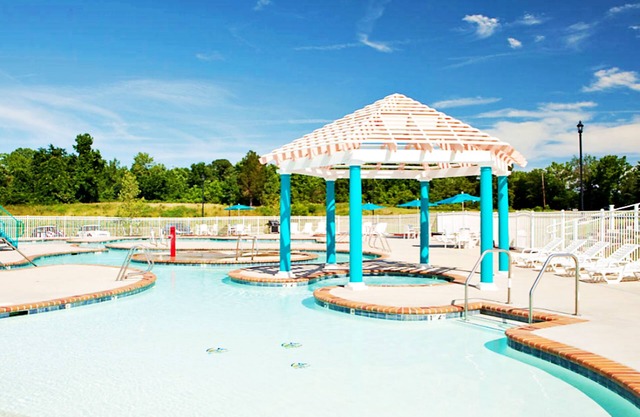 Classic Williamsburg Condo Resort