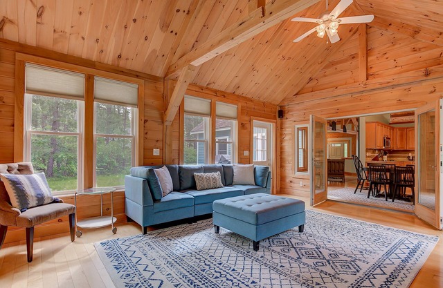 Classic Wooded Retreat W/ Gorgeous Interior & Great Location Near Skiing & Lake