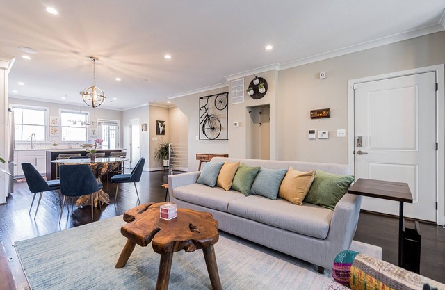 Elegante 2BR Apt / H St / Union Market / La Cosecha / Parking