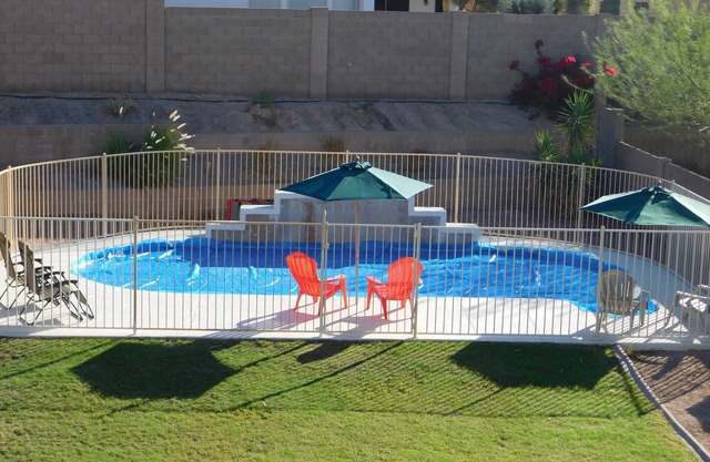 Elegante y confortable, casa cerrada de 4 dormitorios, piscina climatizada, ideal para familias