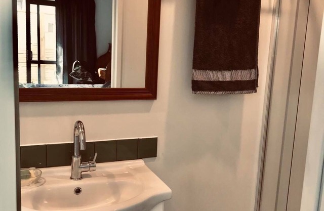 Classy Suite @ Heaphy Tce - Close to river, near Claudelands Arena