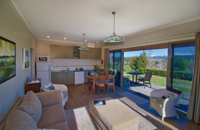 Clayridge Cotttages situated above Ruby Bay, amazing mountain & sea views