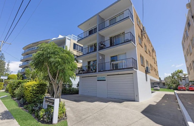 Clayton Garden Unit 5 Golden Beach