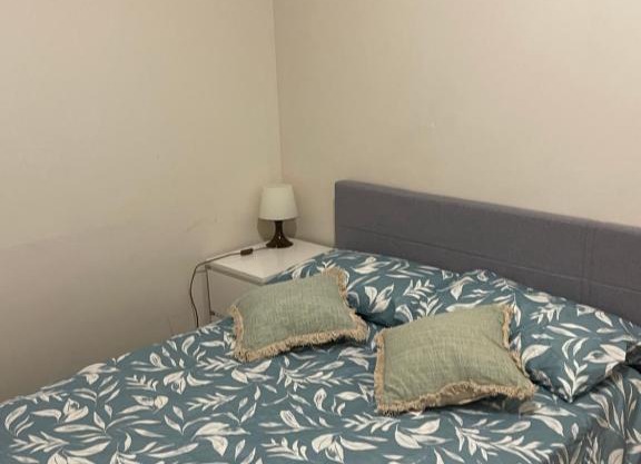Clayton private room