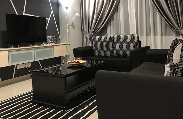 Limpio y acogedor apartamento 3R2B para 6 personas cerca de las cuevas de Batu, FRIM