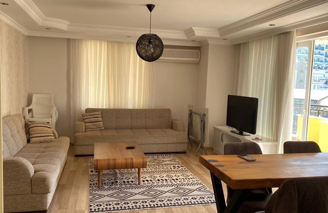 Clean and spacious holiday home - 5 min from the beach!