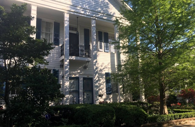 Belleza Histórica 3BR / 2BA Univ Distrito Apt. Viaja en el tranvía hasta el cuarto de Francia