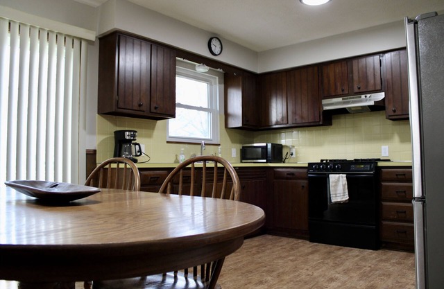 Clean Comfortable Ranch House No Smoking No Pets