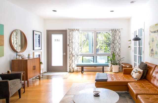 Condominio limpio, fresco y elegante por 30 días + alquiler !!!