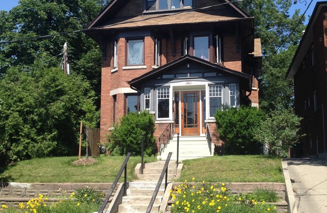 Clean, cozy, spacious 1-bedroom basement apartment - monthly rental.