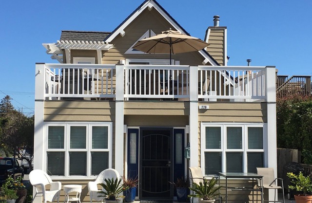 Hermoso, limpio, Seabright Home Steps to Beach entrada, Tina caliente