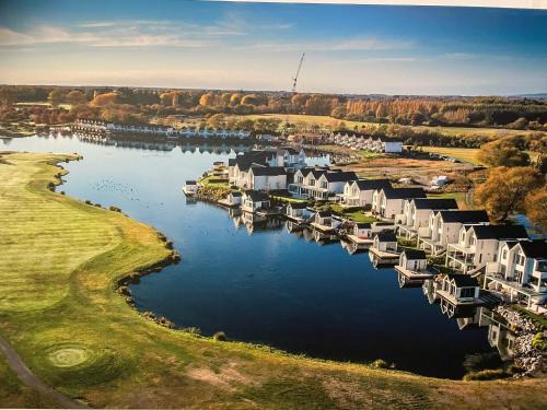 Clearwater Golf Resort - Entire Luxury Home