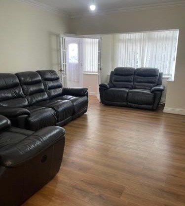 Cleeve Road House