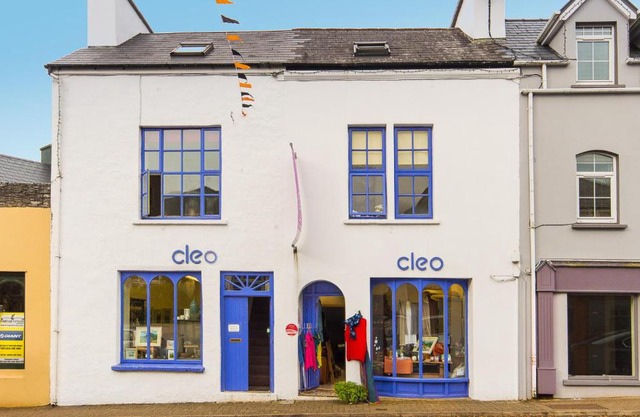 Cleo Gallery Apartments
