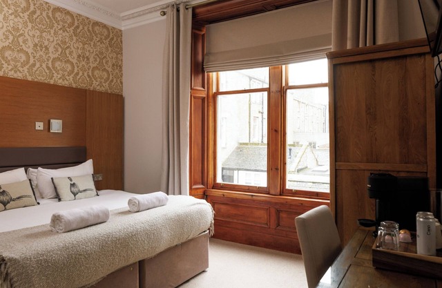 Cleveden House by The Dunvegan